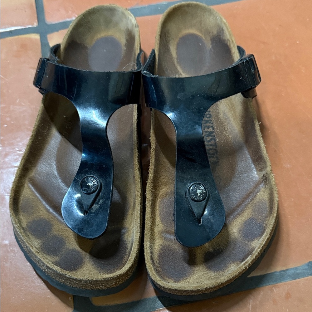 Birkenstock Gizeh Sandal Patent Black Sz 39